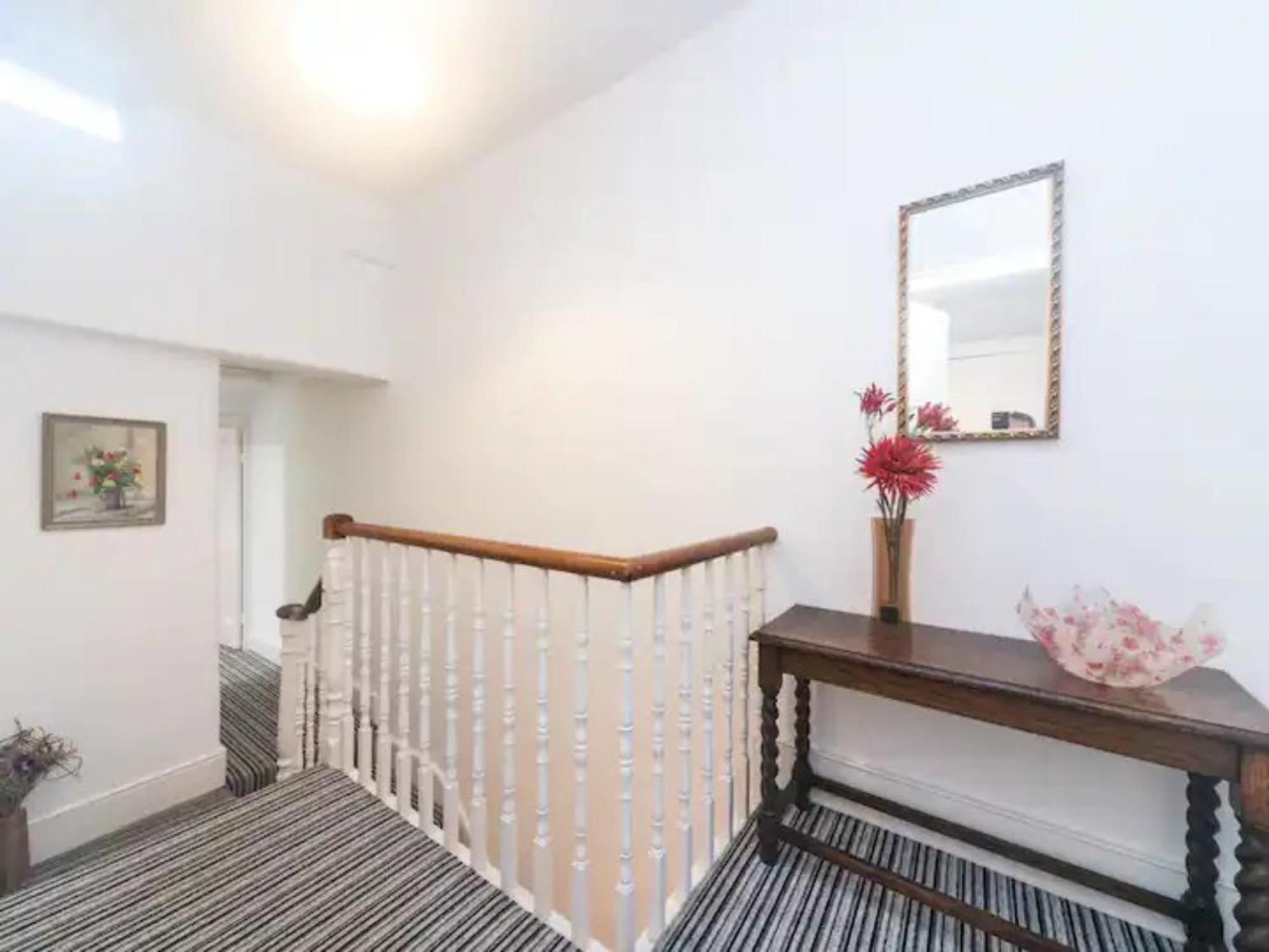 Ferienhaus Pass The Keys Characterful Victorian Near